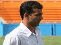 مهابادی از نیمکت شهرداری ماهشهر کنار رفت