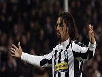 پیروزی خارج از خانه پارما برابر لیورنو