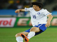 هافبک کره گران‌ترین بازیکن تاریخ سوانسی شد
