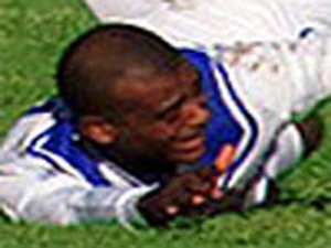 قراراد دسوزا با استقلال به طور رسمی فسخ شد