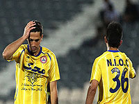 تساوی نفت و صبا به سوداستقلال