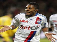 باستوس در آستانه پیوستن به العین