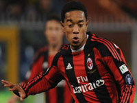 امانوئلسون: تبدیل به بازیكن مهمی برای میلان خواهم شد
