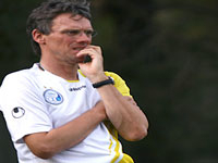 هنکه به ایران نیاید، به فیفا شکایت می‌کنیم