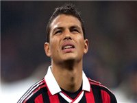 تیاگو سیلوا: تا 2020 در میلان می‌مانم