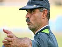 کللی فرد:استعفا ندادم و در کنار تیم هستم