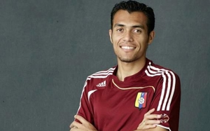 آرانگو: ضربه آزادهای من بهتر از رونالدو است