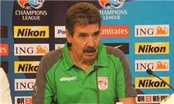 تونی اولیویرا: مربیان ضعیف سورپرایز می‌کنند