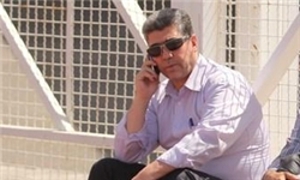 زینیزاده همچنان در باشگاه حاضر نمیشود