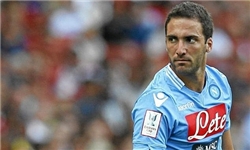 رینا:ایگواین می‌تواند مارادونای جدید ناپولی باشد