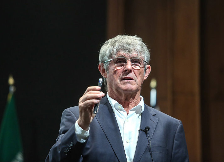 بورا میلوتینوویچ نظاره‌گر بازی ایران – قطر