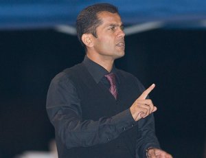 به یاد برق شیراز بی‌رحم و منسجم (عکس)