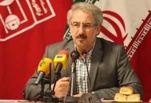 خداحافظی کنایه‌آمیز نظمی از تراکتور (عکس)