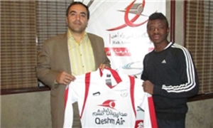 ویکروم: بزرگترین تیم ایران را متوقف کردیم