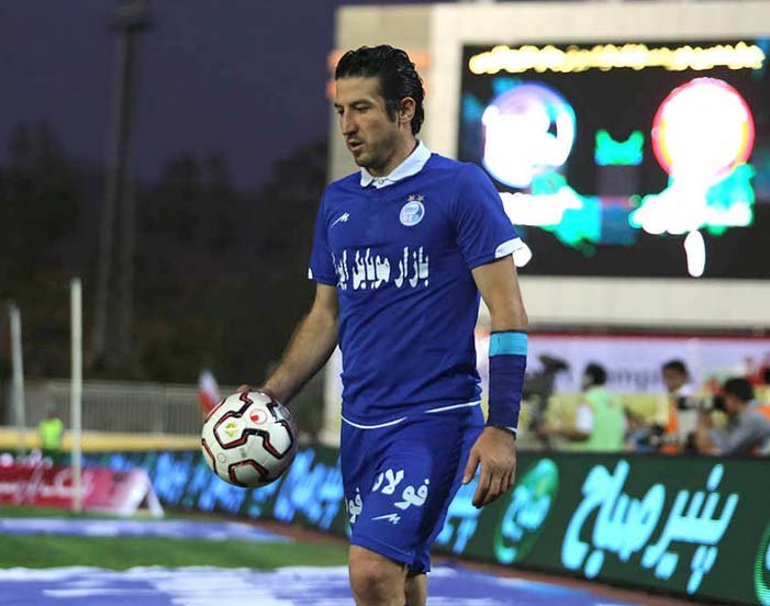 مورد عجیب در استقلالی شدن آندو