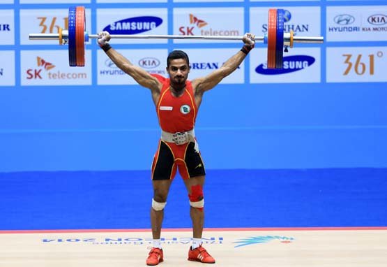 سه طلای دسته 62 کیلوگرم بر سینه عسکری