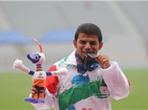 صادق بیت سیاح طلایی شد