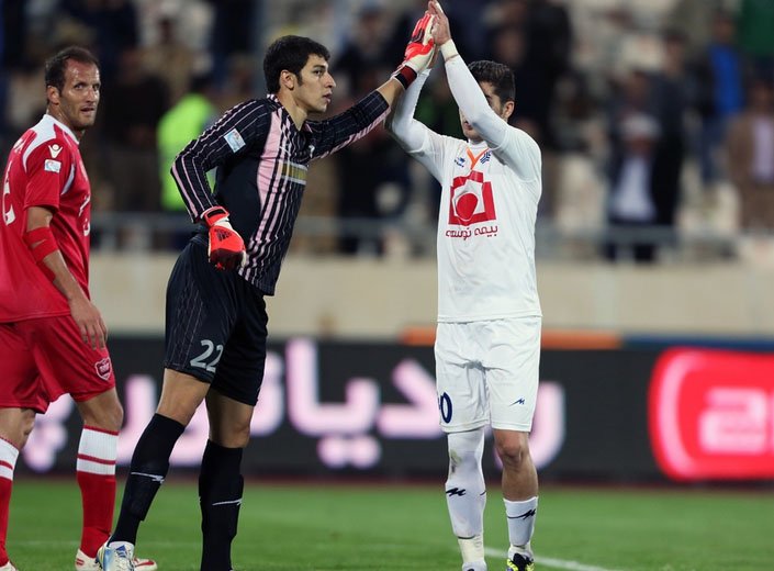 اخباری: با تمام وجود مقابل سپاهان می ایستیم