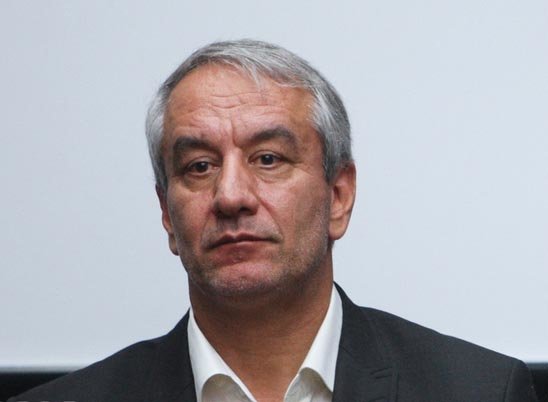 کفاشیان:می‌خواهند حاشیه را وارد فوتبال کنند