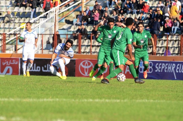 توقف بازی ملوان و ذوب آهن