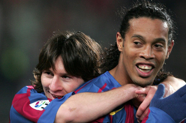 بارتومئو: رونالدینیو بارسا را جهانی کرد