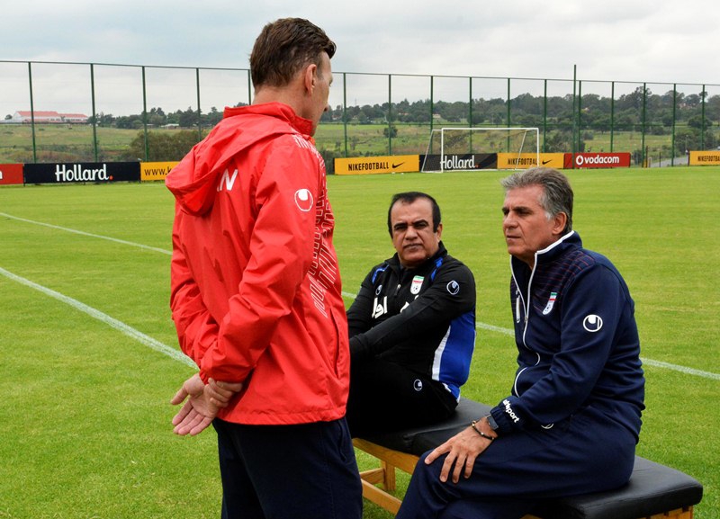 دستیاران کی‌روش در تمرین صبا