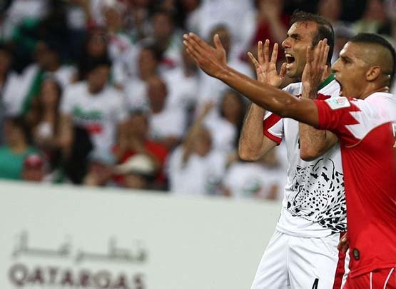 ناراحتی حاج‌صفی و سیدجلال به خاطر بازوبند!