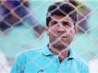 مکوندی: باید همچنان برای سقوط نکردن بجنگیم