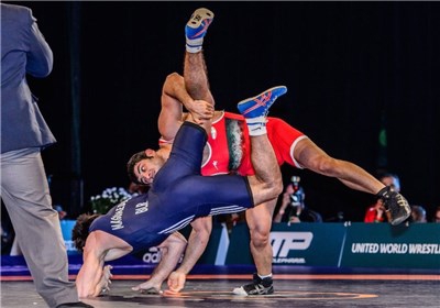 داداش پور از ادامه رقابتها انصراف داد