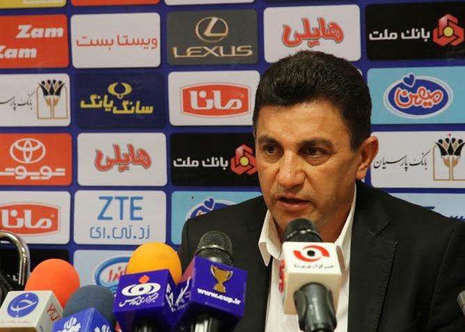 قلعه‌نویی: بازیکنان استقلال هرگز کم‌کاری نکردند