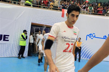 عبادیپور: کمتر اشتباه کردیم و بردیم