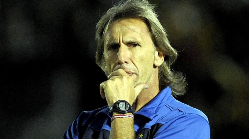 نگرانی مربی پرو از درخشش احتمالی ستاره دانمارک