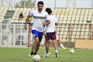 ماهینی و ثاقبی باید برای ملوان بازی کنند