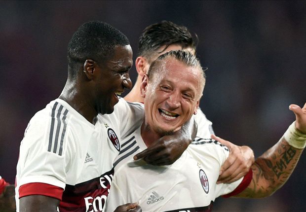 میلان فاتح دربی دلامادونینا در خاور دور