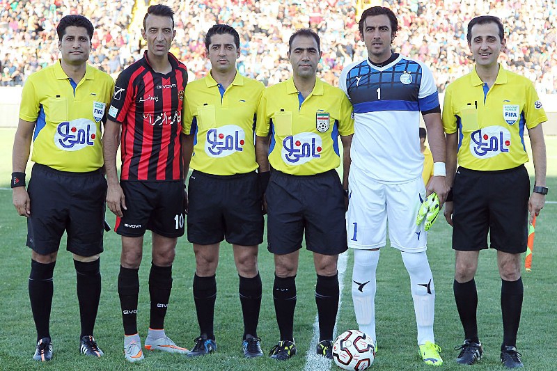 عنایتی: فروزان کار درستی با رحمتی نکرد