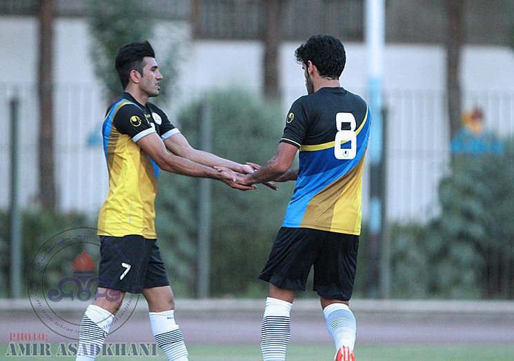 مومنی: از این که بازی نمی‌کنم ناراحتم