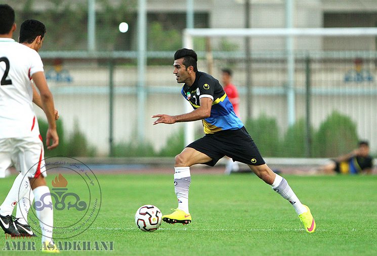 مهدی مؤمنی در لیست پرویز مظلومی