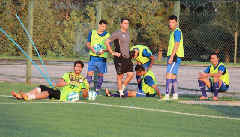 تمرین فردای استقلال تعطیل شد