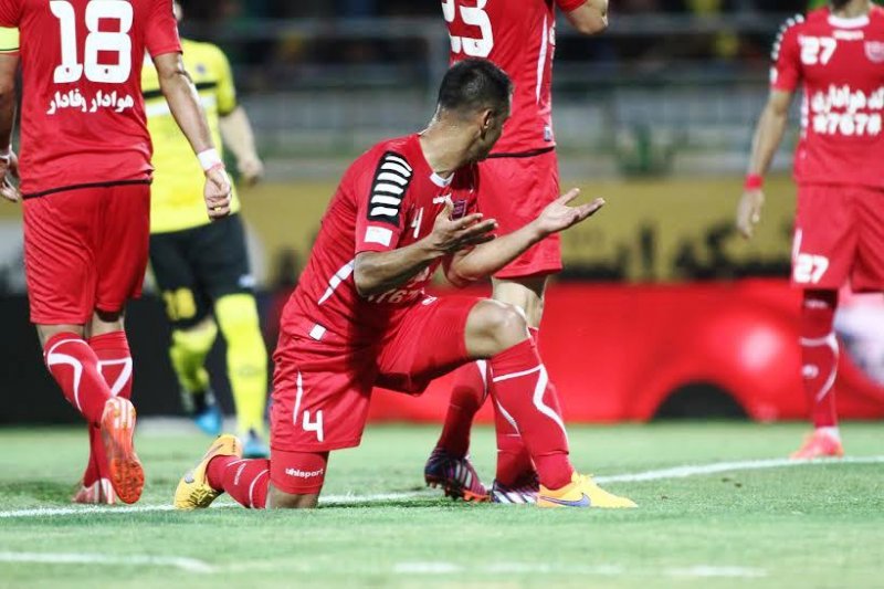 خط دفاع پرسپولیس باز هم تغییر می کند؟