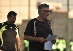 میاچ: پرسپولیس به مراتب بهتر از استقلال است