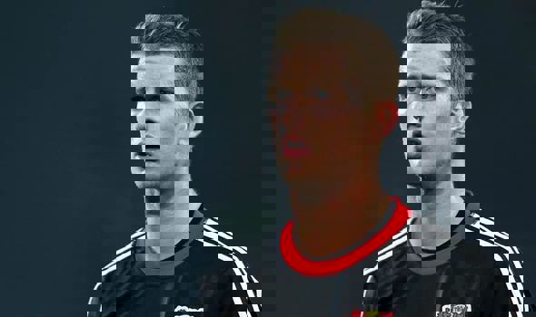 نگرانی لورکوزن از غیبت بندر مقابل لاتزیو