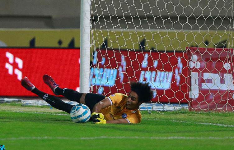 کریمی: بدون مربی تمرین می‌کنم