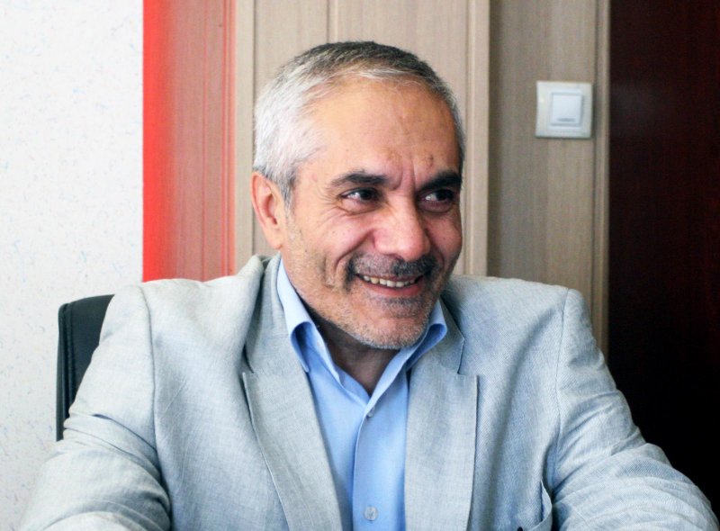 طاهری: برانکو چراغ خاموش حرکت می‌کند