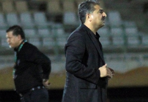 فلاحت‌زاده: وزارت ورزش بدهی‌های استقلال را صاف کند