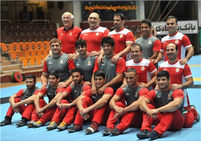 شاگردان خادم دوباره وارد گود شدند