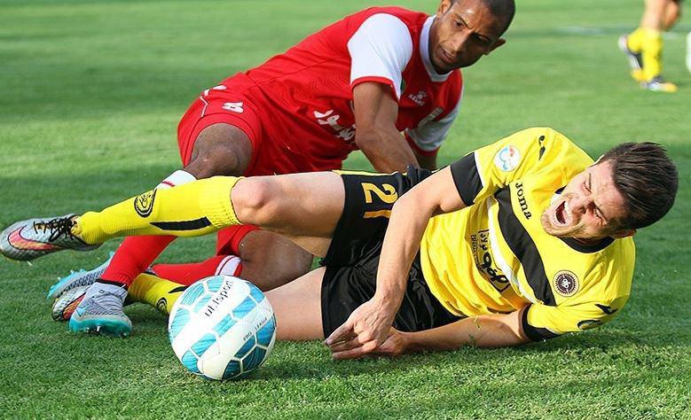 وریا غفوری دیدار مقابل استقلال را از دست داد