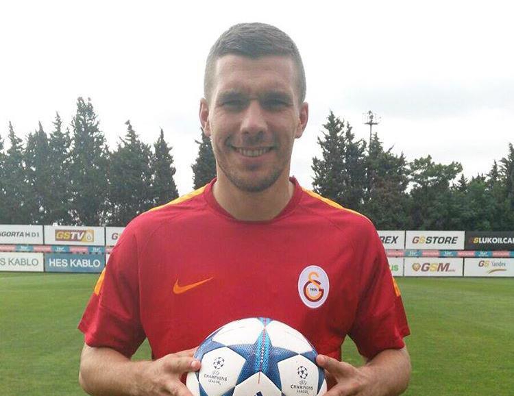 بازگشت پودولسکی به تمرینات گالاتاسرای