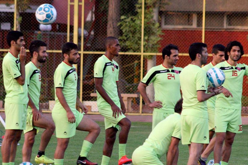حیدریه: رفتن برادر بزرگترم را باور ندارم