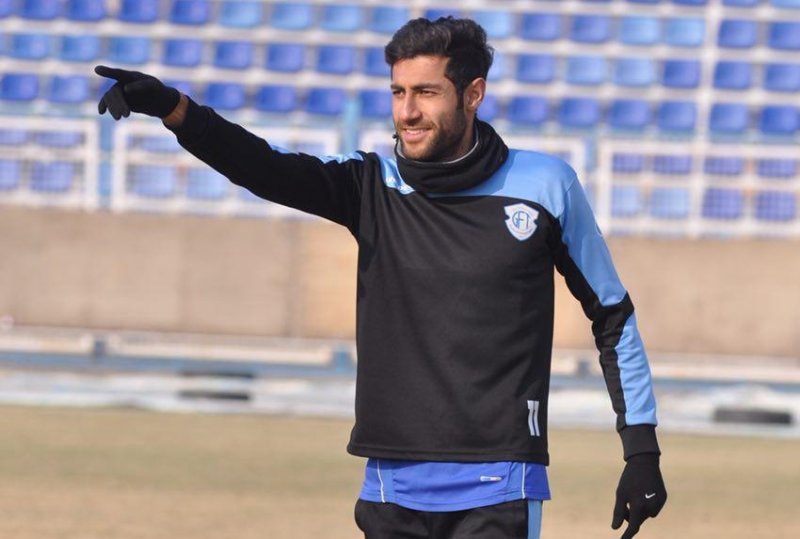 نظامیپور: هرکسی جای من بود گل میزد