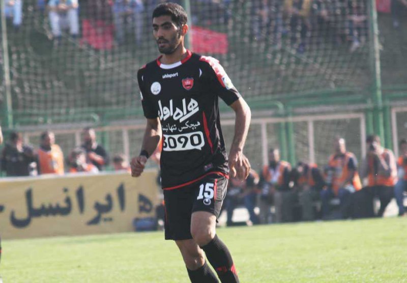 انصاری دویدن را آغاز کرد